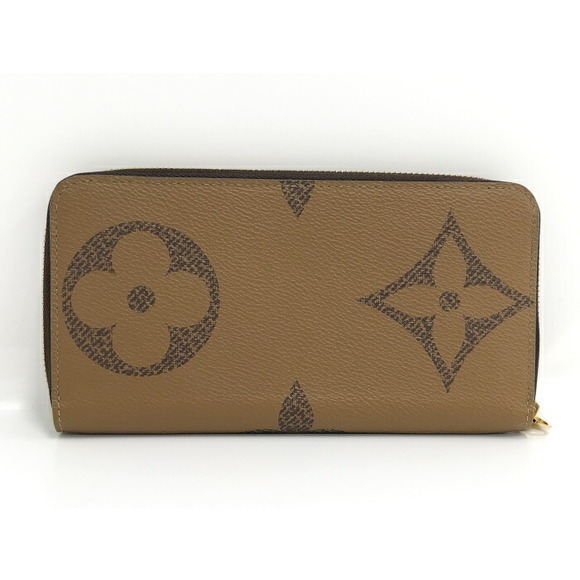 Louis Vuitton Monogram Giant Reverse Round Zipper Long Wallet - Picture 3 of 10